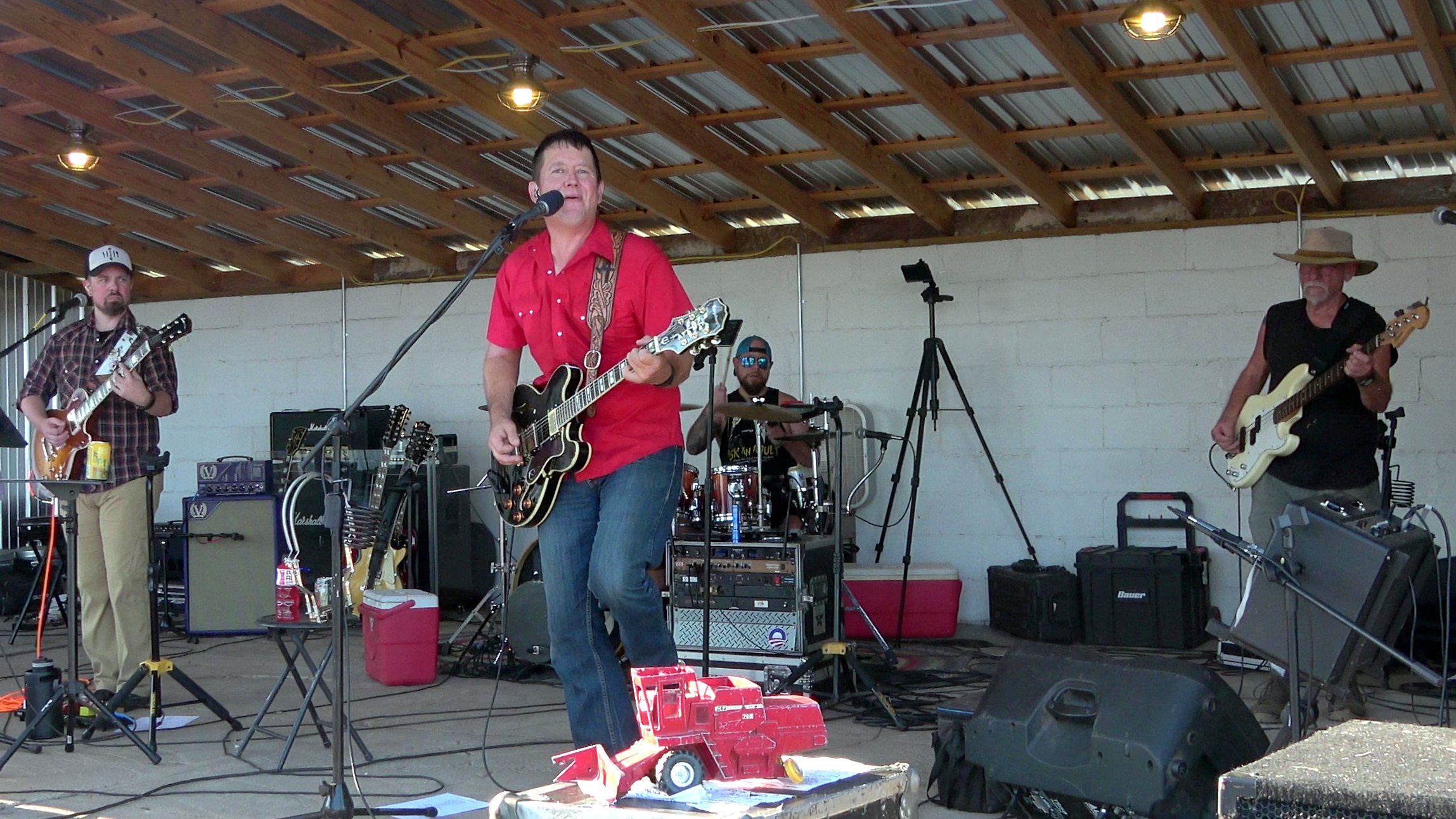 Aaron Traffas Band plays Kansas country music in Kiowa