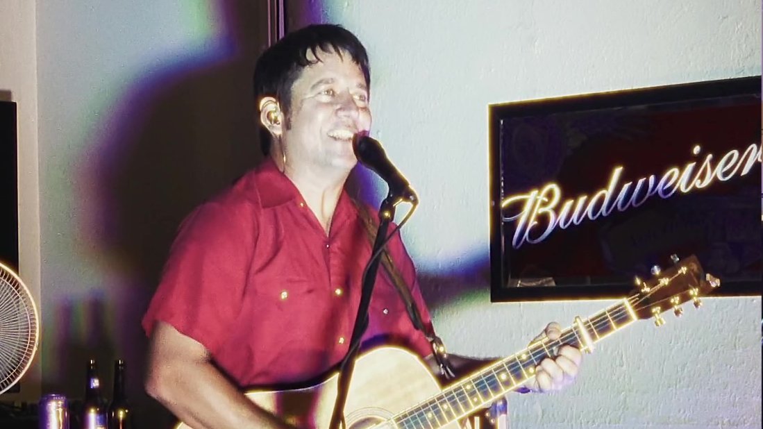 Aaron Traffas playing live country music in south central Kansas at Dovie's in Kiowa